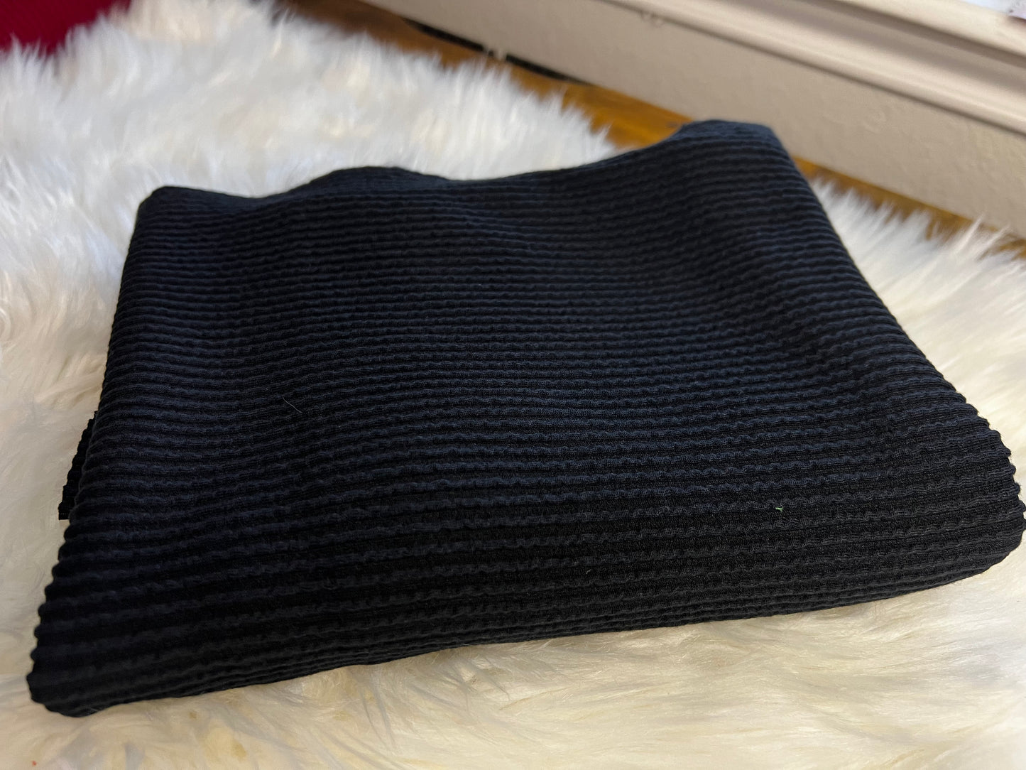 Black waved rib