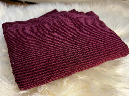 Burgundy waved rib